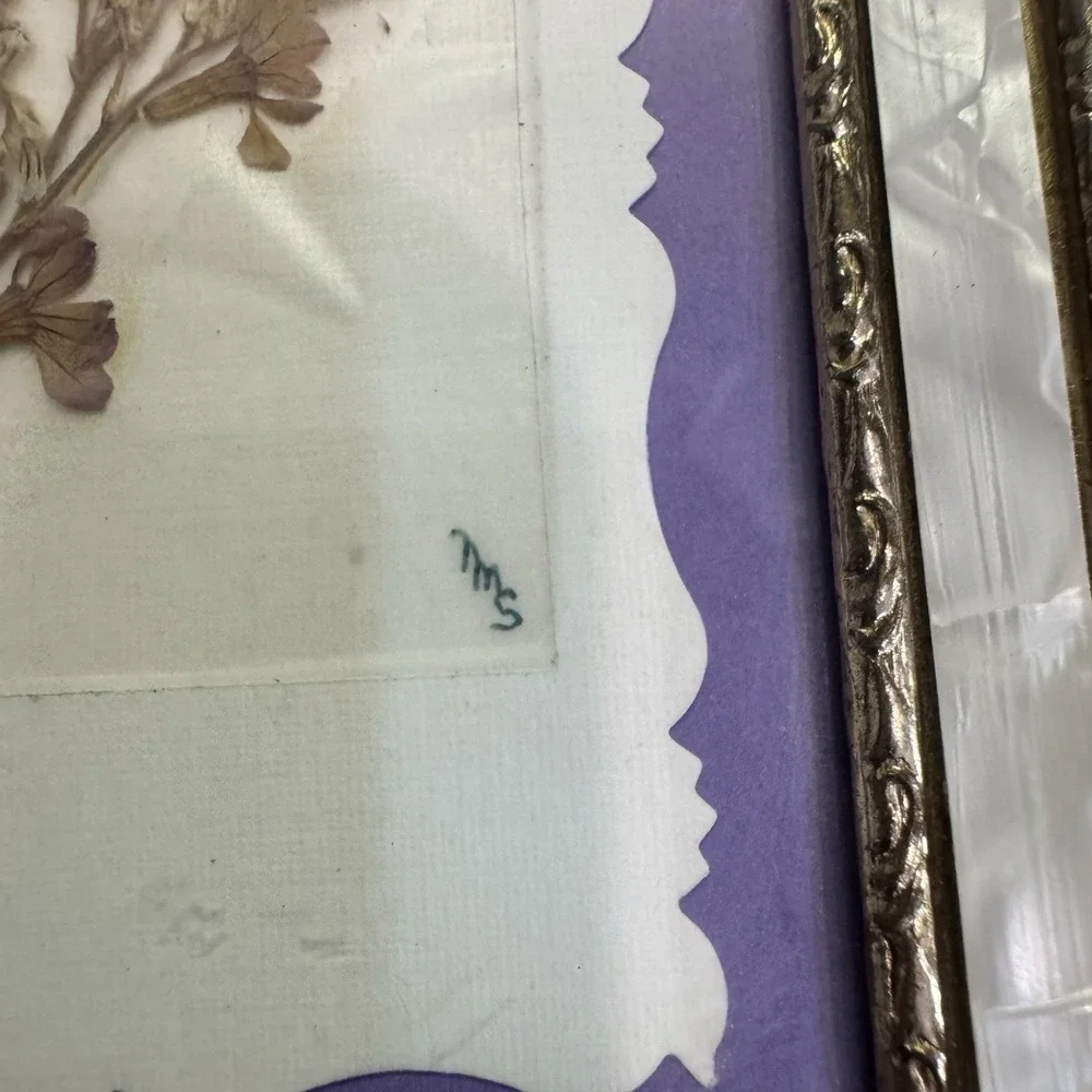 VTG Faux Mother of Pearl Frame Metal Ornate‎ Pressed Flowers Hollywood Regency